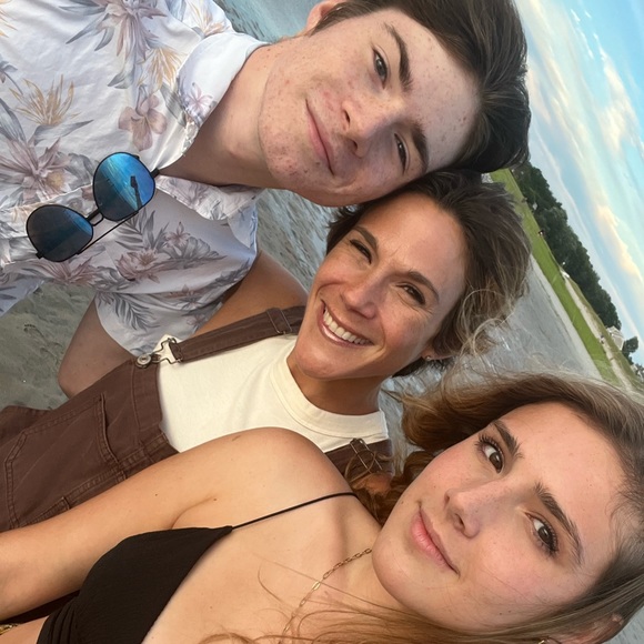 Meet your Posher, Susan - Picture 1 of 1